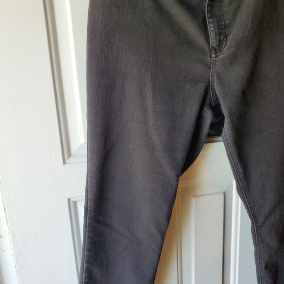 Women's Black Vintage Faded D. Jeans - Size 16 plus - Picture 6 of 11